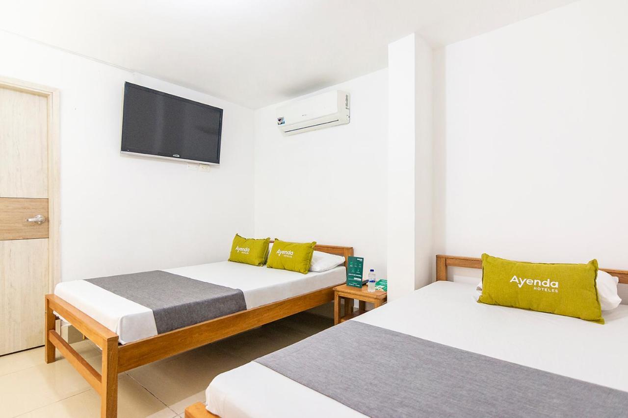 Ayenda 1611 Palm Bay Hotel ซันตามาร์ตา ภายนอก รูปภาพ